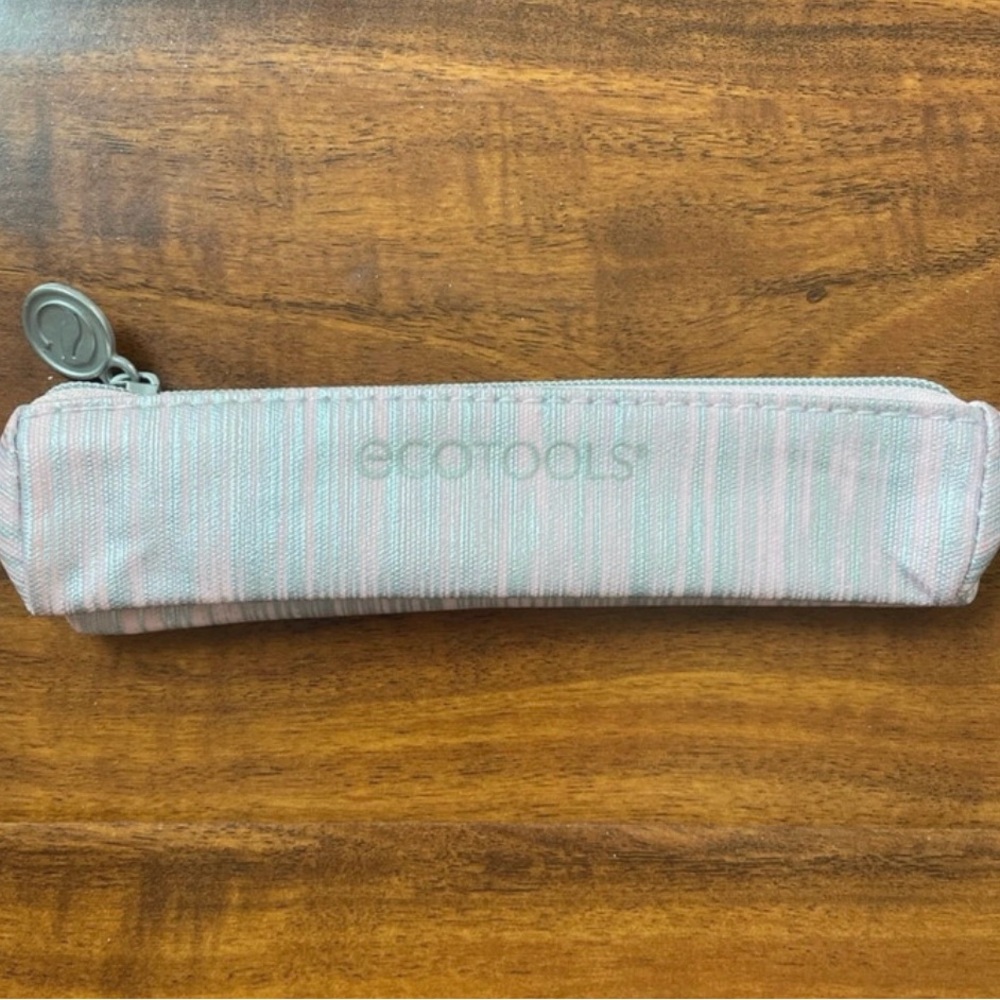 Pink and grey zip up pouch